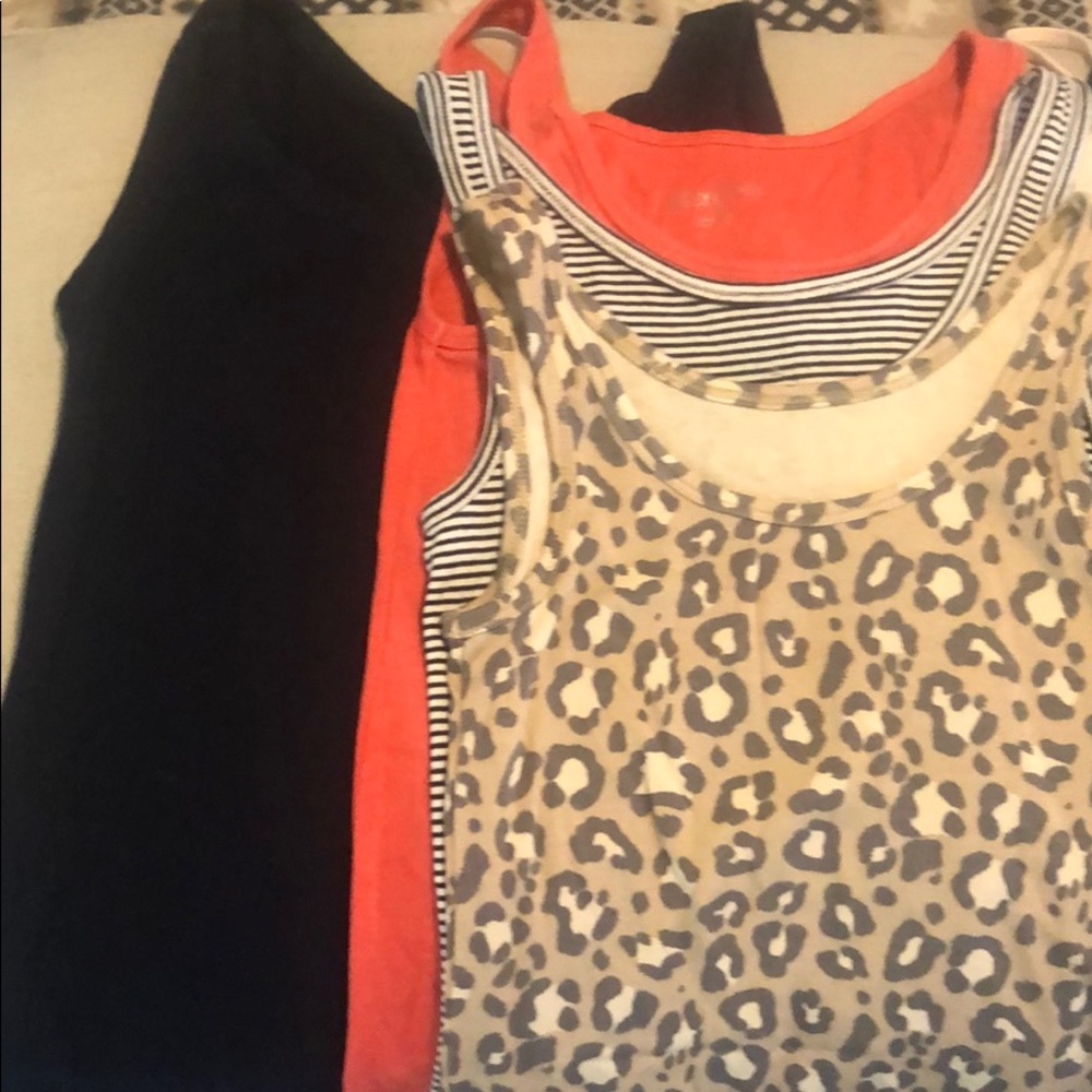 Lot of small/medium basic tank tops